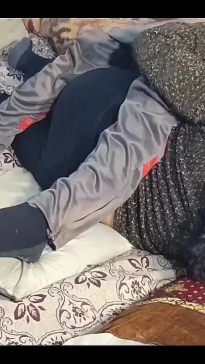 Punjabi Wife Hard Fucked in Hijab on Camera After a Beautiful Handjob - Amrozia Jan