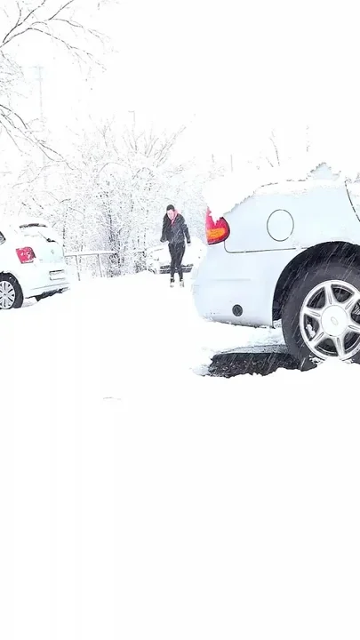 City In The Snow by Got2Pee where girls come to piss