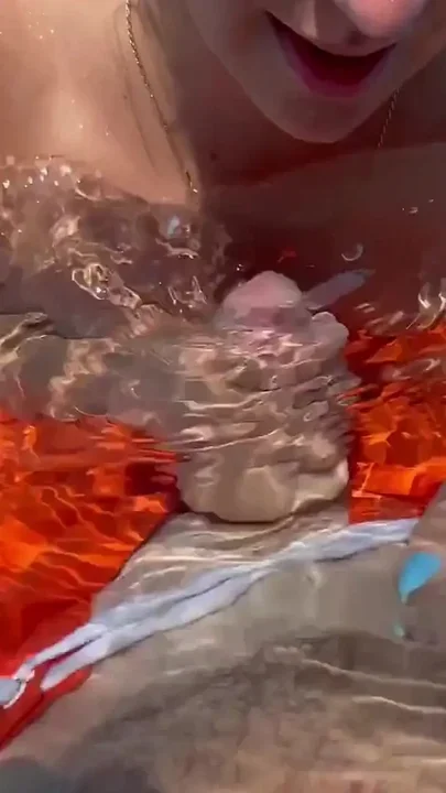 Blowjob Handjob Cumshot Underwater in Public Pool