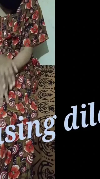 Meena Using Dildo to Satisfy Herself When No One Is Available to Fuck Her