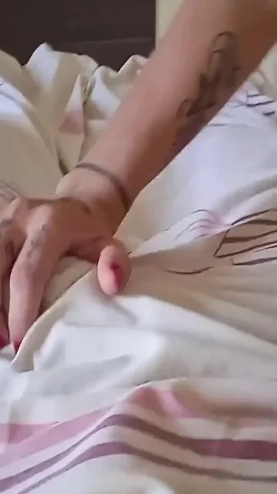 Amateur Wife Wakes up Her Husband by Sucking His Cock Cumming on His Tongue
