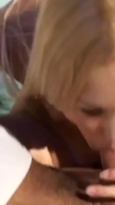 The Way Her Ass Jiggles When Shes on Top Makes Him Want to Go Harder