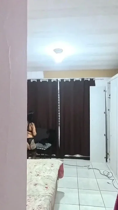 I Caught My Wife Taking Sexy Photos for Her Lover