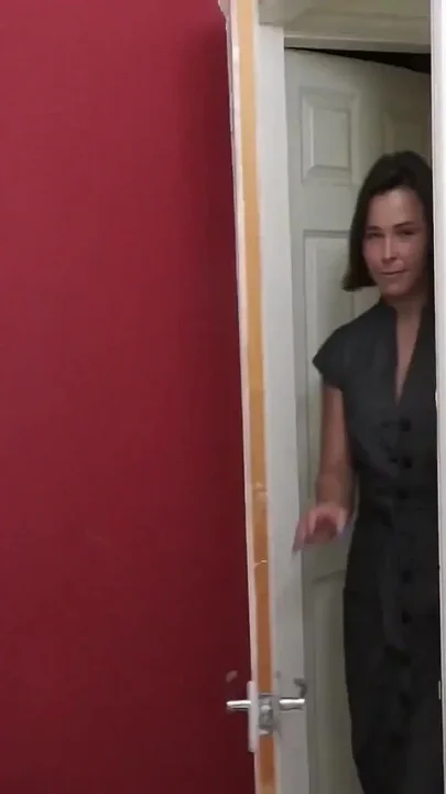 Hot British Wife Jamie Ray Gets Fucked by Big Muscular Guy