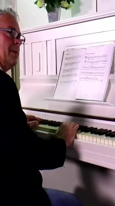 Old piano professor gives fuck class to a younger big ass brunette wife