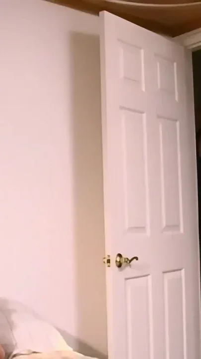 A Young Girl to Cum Hard on