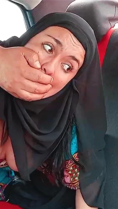 Indian stepmother wearing hijab gets fucked in car Clip 2