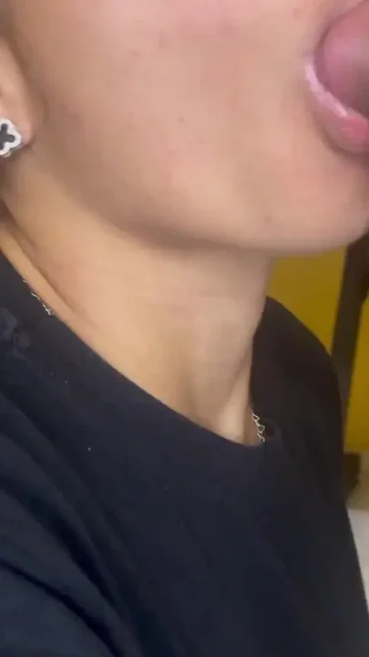NAUGHTY DRANK ALL MY CUM HOT BITCH Clip 1