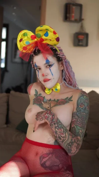 Do my clown armpits make you smile this much