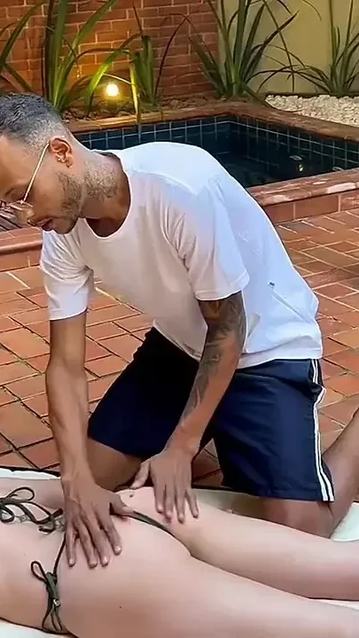 She Wanted to Relax and a Nice Surprise Massage with Everything She Likes