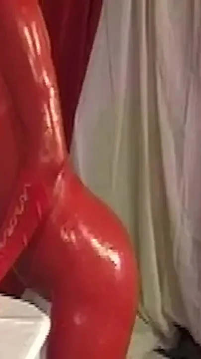 Fetish Women Fuck Their Pussies