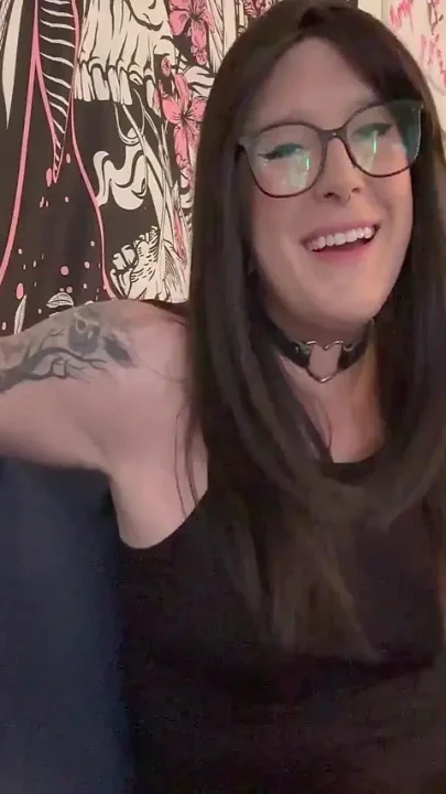 Sexy Girlfriend Bubblegut Toilet Farts