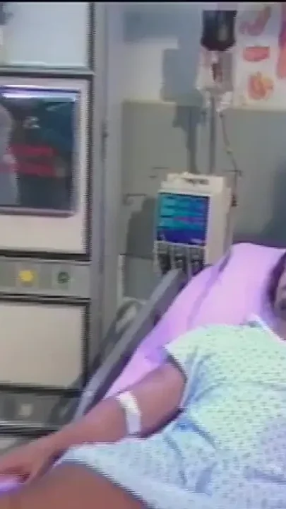Dirty Doctor Bangs Her Sexy Patient in Mediacl Studio