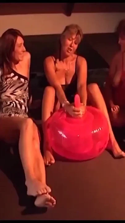 Deep Throat Expert Swallowing Dick to the Balls