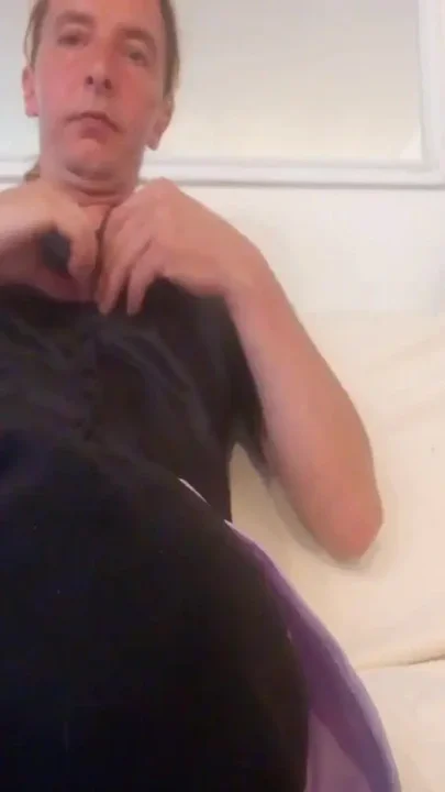 Leatransteen dildoing strip and cum in satin