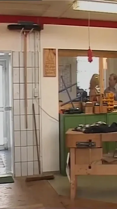 Horny Slut Seduced Her Boss so That Can Fuck Her