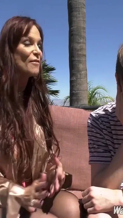 Busty Syren De Mer takes on BBC while her stepson watching them