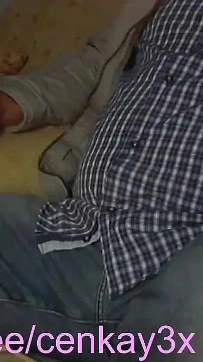 Straight Man Cums on Air