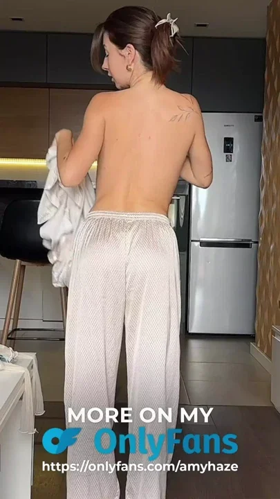 Sexy Brunette Strips and Shows Off Her Big Juicy Ass