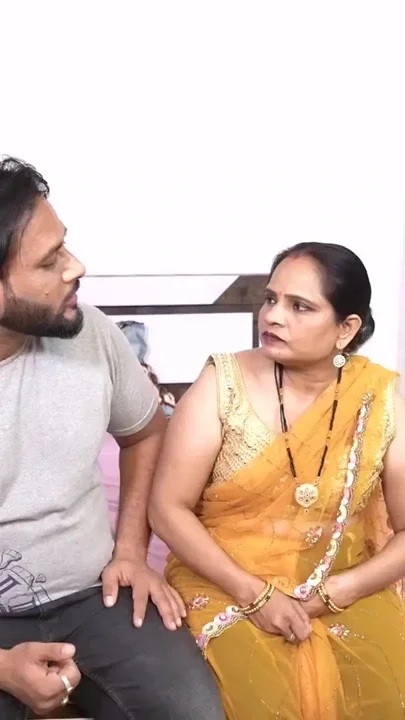 Desi Indian bhabhi hardcore sex with husband clear hinfi audio Clip 1