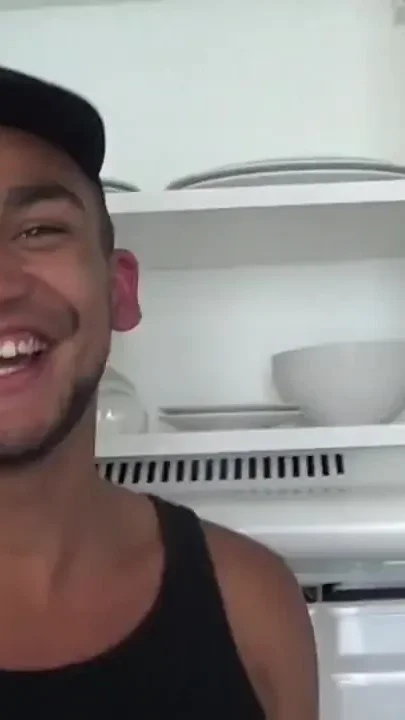 Latino dude propose to his friend to suck his cock