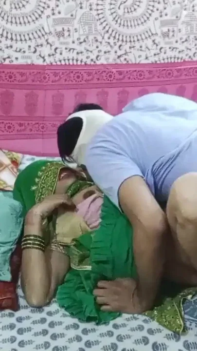 Stepmom ready for a function i saw Step Mom Pussy Full hindi audio Clip 3