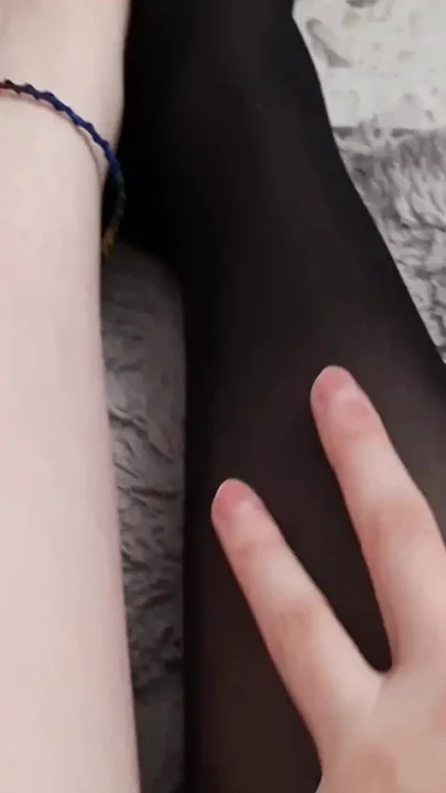 Sexy Foot of Candy Camille Pt 2