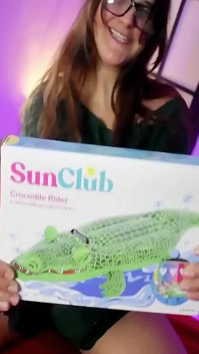 Big Crocodile Inflatable Ride and Deflate - Bunny Looner
