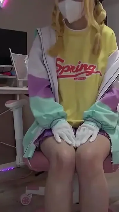 Fluffy Natural G Cup Maria Takes on a Playful Cosplay Foot Tease Challenge