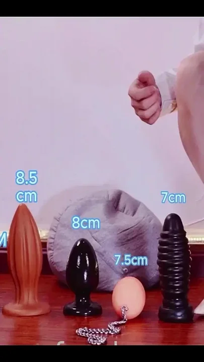 Fake Girl Various Sexual Props and Posture Teaching to Help You Achieve Orgasm18