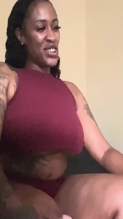 Sexy Big Booty PAWG Live Streaming
