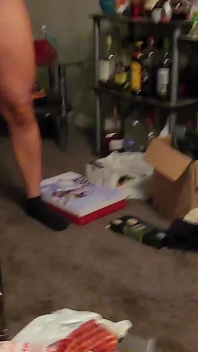 Naked Body pong Clip 1