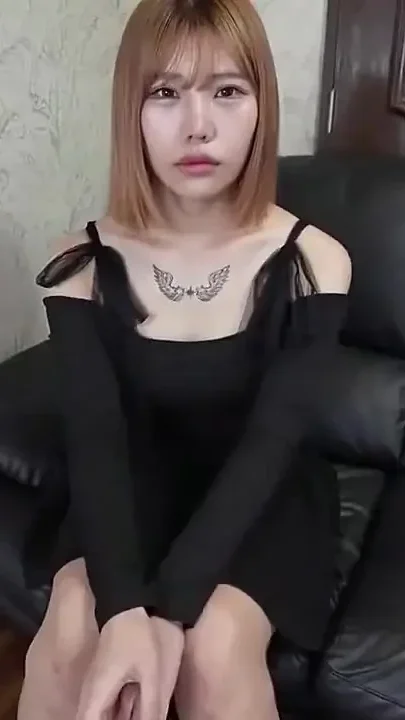 Asian Angel 24899