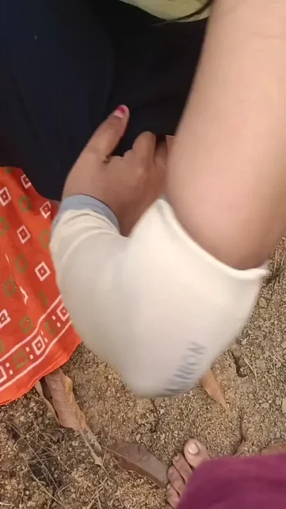 Rajesh Wife Sunisha Fucked Outdoor by His Ex Boyfriend and Recorded and Viral Her Video