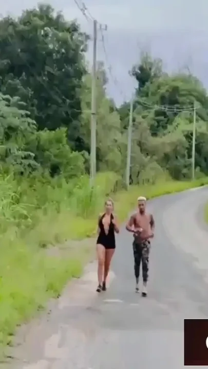 Agatha Mama in I Was Caught in the Middle of the Woods with Novinho