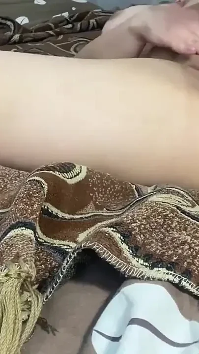 Naked MILF Caressing Cunt Close up Enjoy
