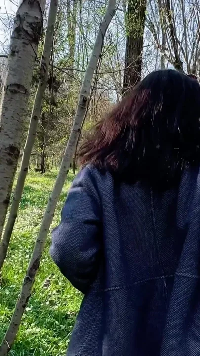 Forest Handjob a Couple Gets Naughty - She Flashes Her Tits and Gives Him a