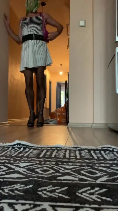 I touched a stranger's cock at a gay bar Clip 1