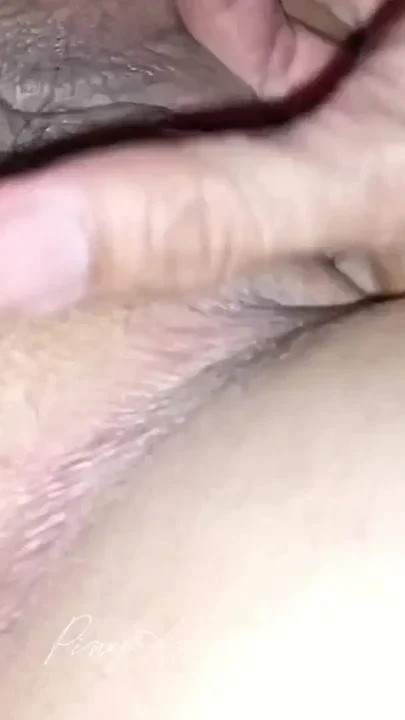 Filipina housewife kinain muna bago fininger sarap Clip 1
