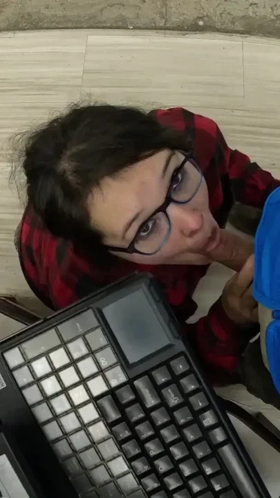 blowing him on the clock better not moan Clip 1