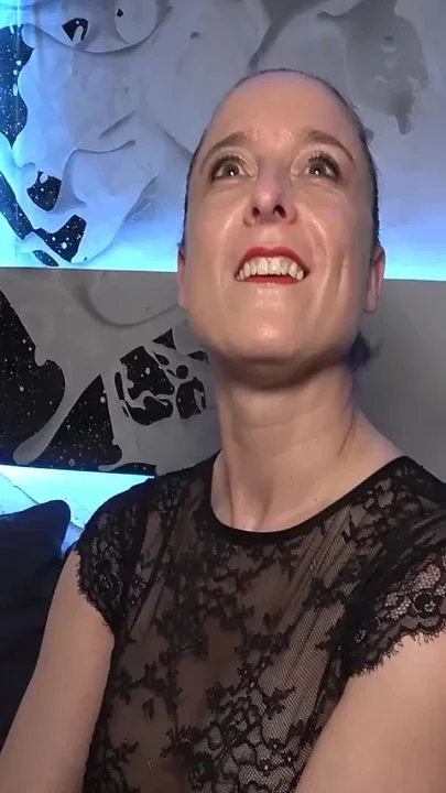 Hot MILF Sofie 44 Cheats on Her Husband at Creampie-gangbang