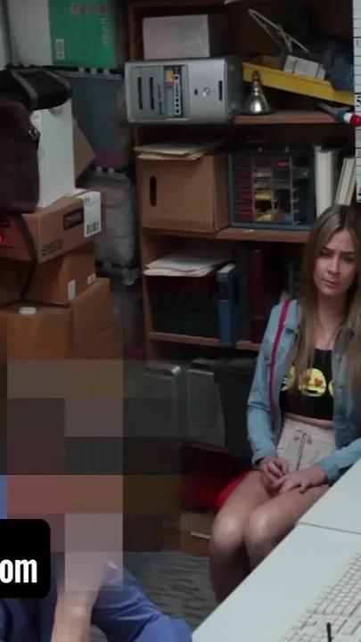 Shoplyfter - Curvy Babe Blair Williams Regretted Stealing When the Officer Took