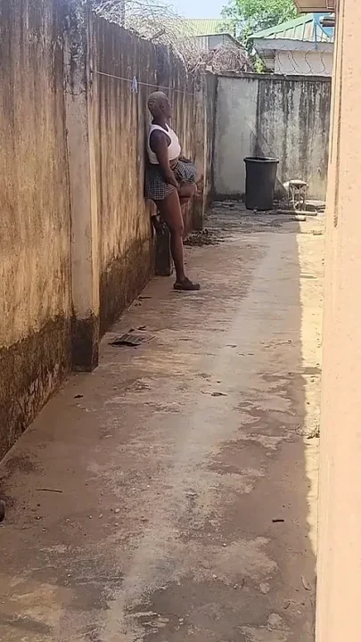 Horny Big Ass Ebony girl Nimi Get Caught Masturbating