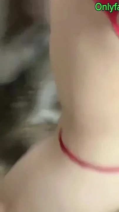 Teen Japan Girl Go to Bath Room for Sit She Really Happy There