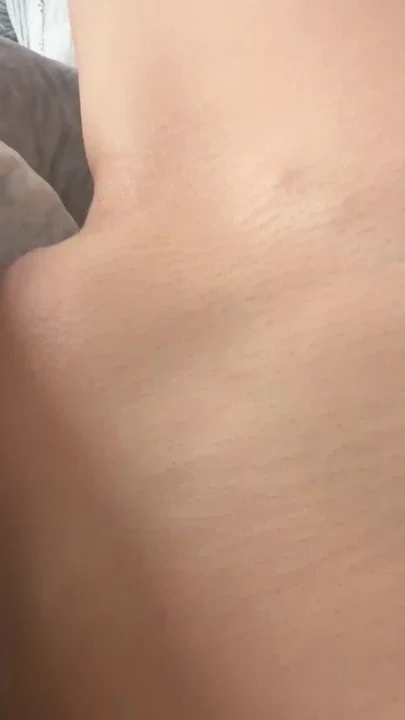 Grinding on my Pillow Front View Clip 1