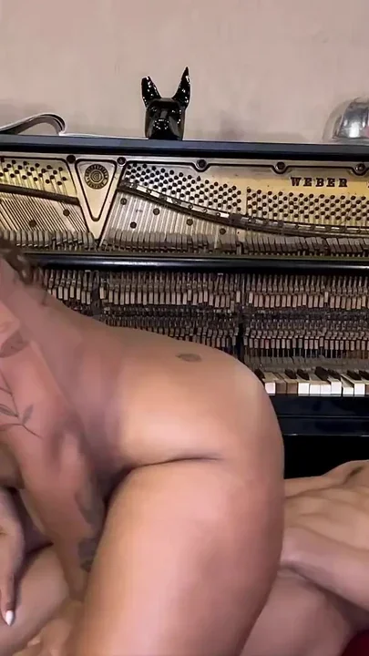 BBW Piano Teacher Takes Off Her Student's Condom - Max Betancur & Carla Morelli Clip 3