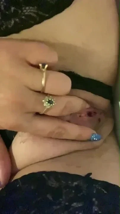 Great Orgasm and Pussy Juice From Milfycalla