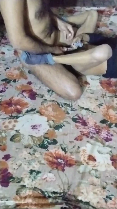 Desi wife sharing with milk man Clip 1