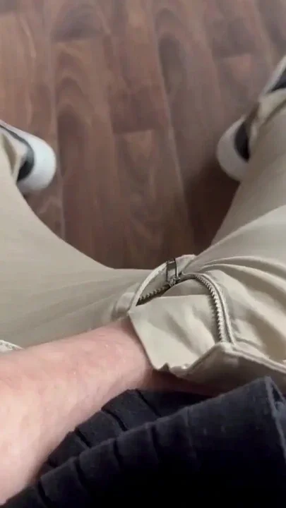 German daddy relaxes after work and jerks off horny - PhantomGentX Clip 1