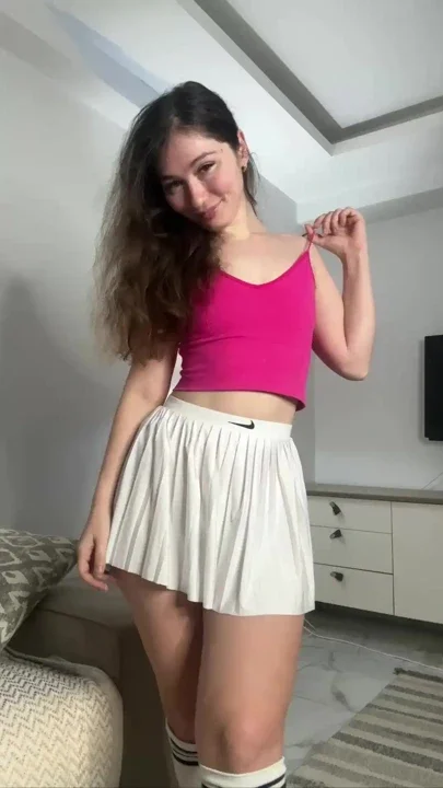 I don't like wearing panties under this skirt